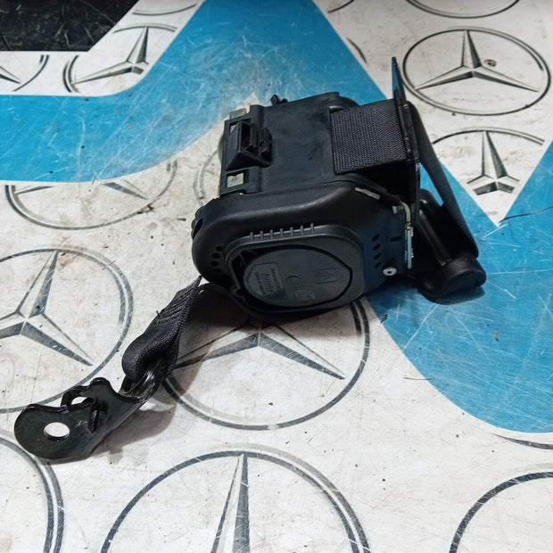MERCEDES BENZ E CLASS 213 SALOON 2016-2021 REAR RIGHT SEAT BELT A2138605401