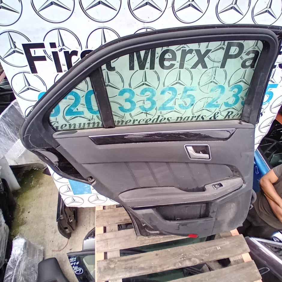 MERCEDES BENZ E-CLASS  W212  PASSENGER SIDE REAR DOOR ( NEAR SIDE REAR )