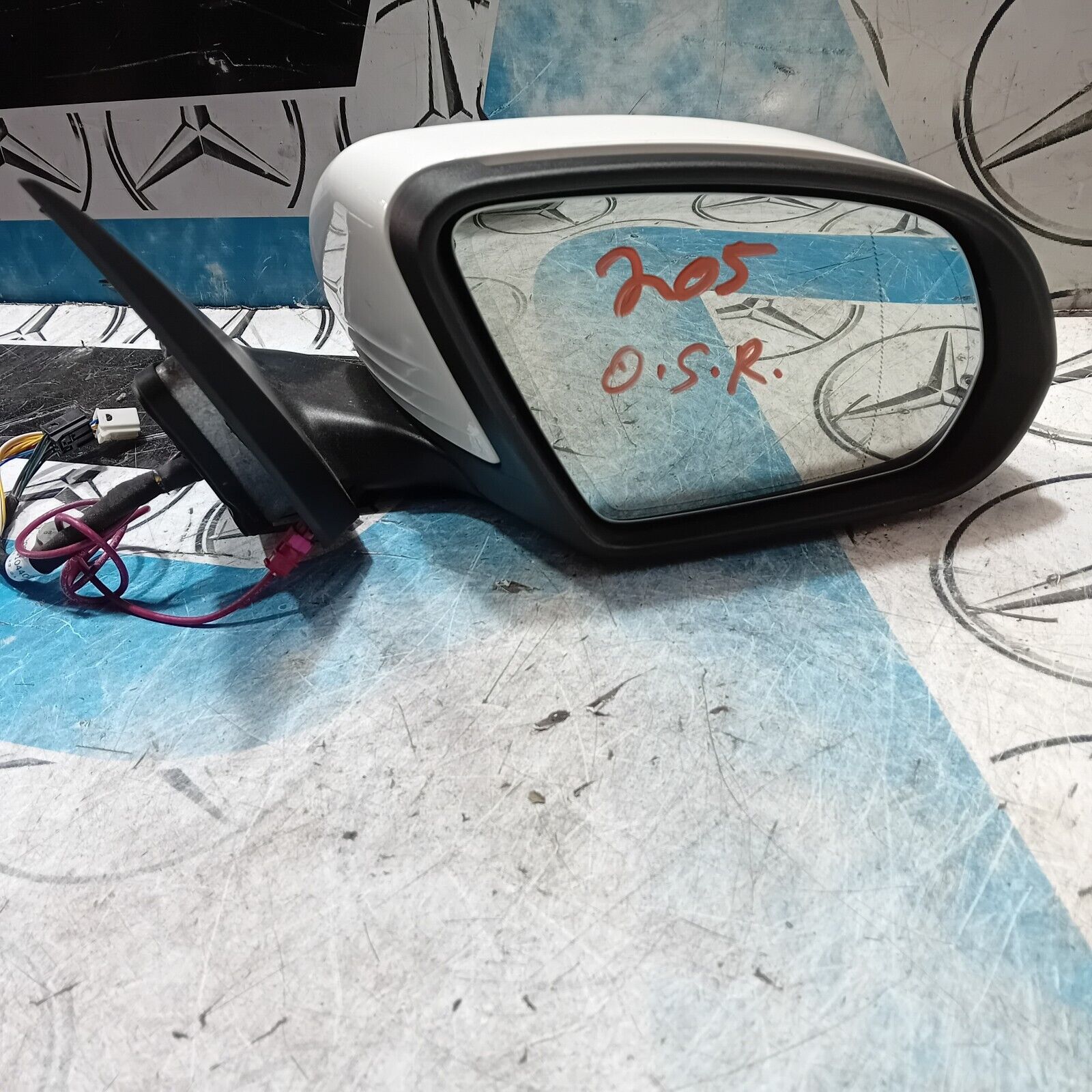 2007/2015 MERCEDES BENZ W205 C CLASS  WING MIRROR FOLDING RIGHT SIDE A2058104402