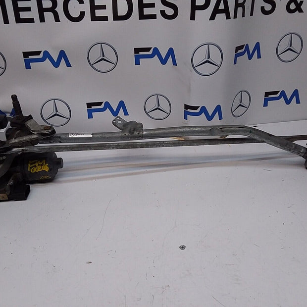 14-21 MERCEDES C CLASS WINDSCREEN WIPER MOTOR & LINKAGE FRONT A2058208205FM00205