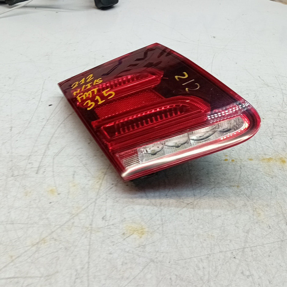 MERCEDES E-CLASS W212 PASSENGER INNER SIDE LEFT REAR TAIL LIGHT 2014 FMT315