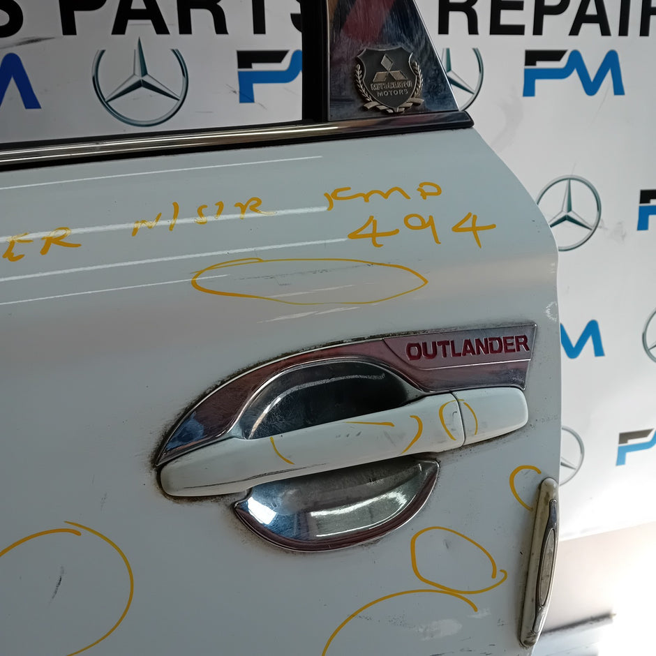 MITSUBISHI OUTLANDER MK3 PASSENGER REAR DOOR NSR 2013 WHITE FMD494