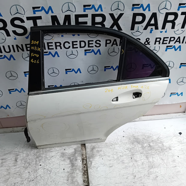 MERCEDES C-CLASS W204 SLN PASSENGER REAR DOOR NSR WHITE 2008-14 FMD426