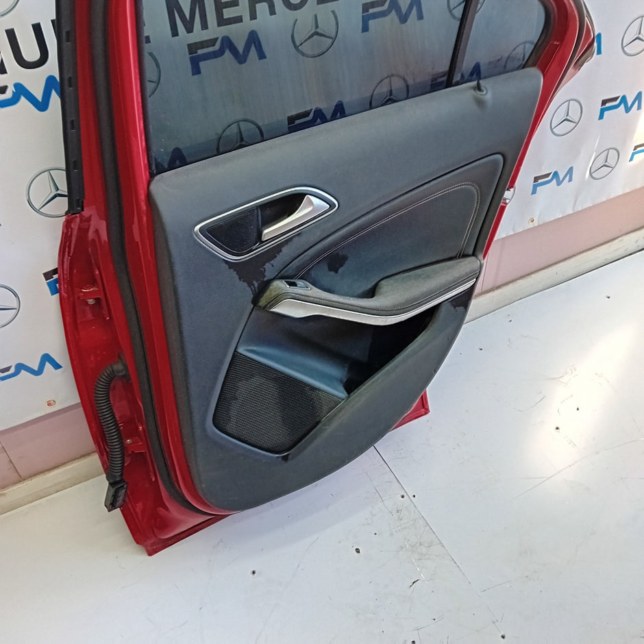 MERCEDES BENZ A-CLASS  DRIVER SIDE REAR DOOR ( OFF SIDE REAR ) FM08