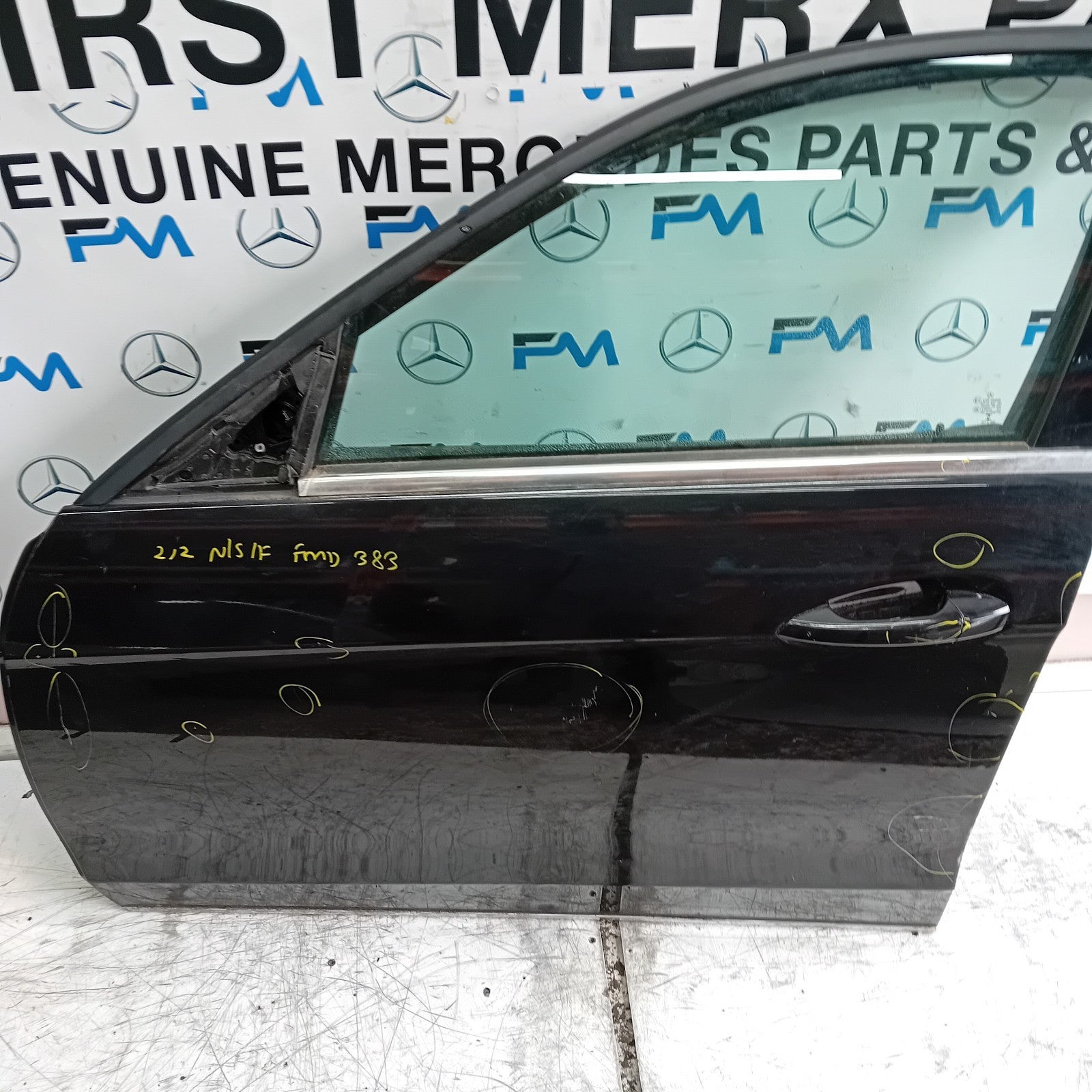 MERCEDES E-CLASS W212 PASSENGER FRONT DOOR NSF 2009-16 BLACK COMPLETE FMD383