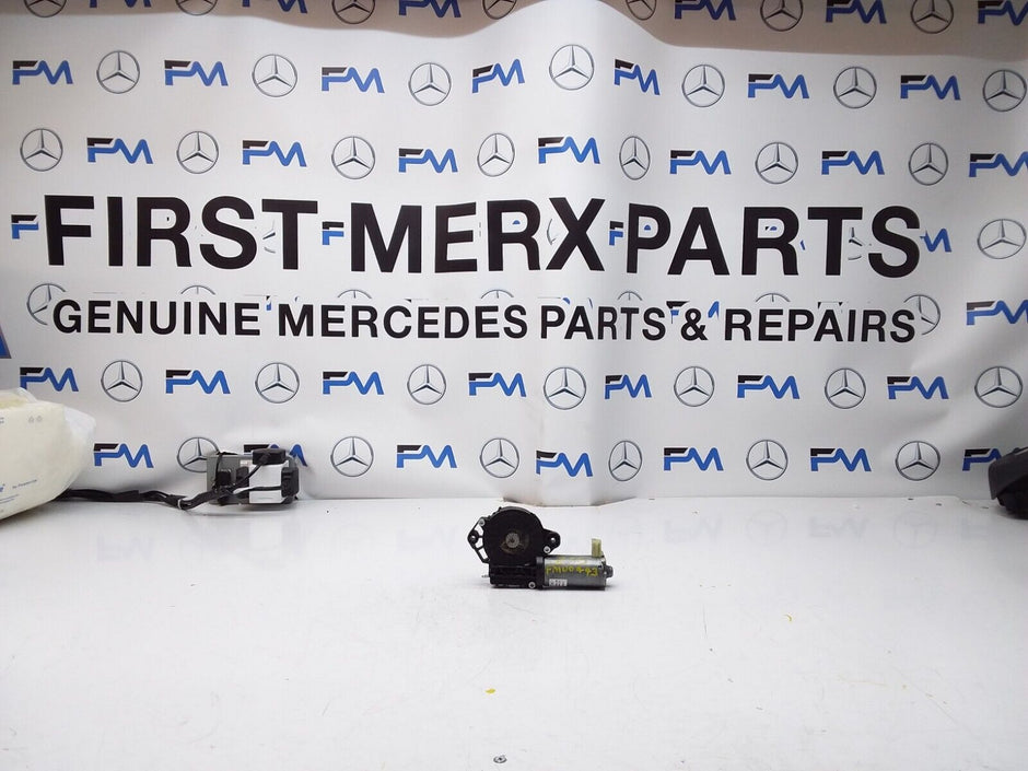 Mercedes C-CLASS W205 2018 Sunroof Motor Regulator 0390200100 FM00443