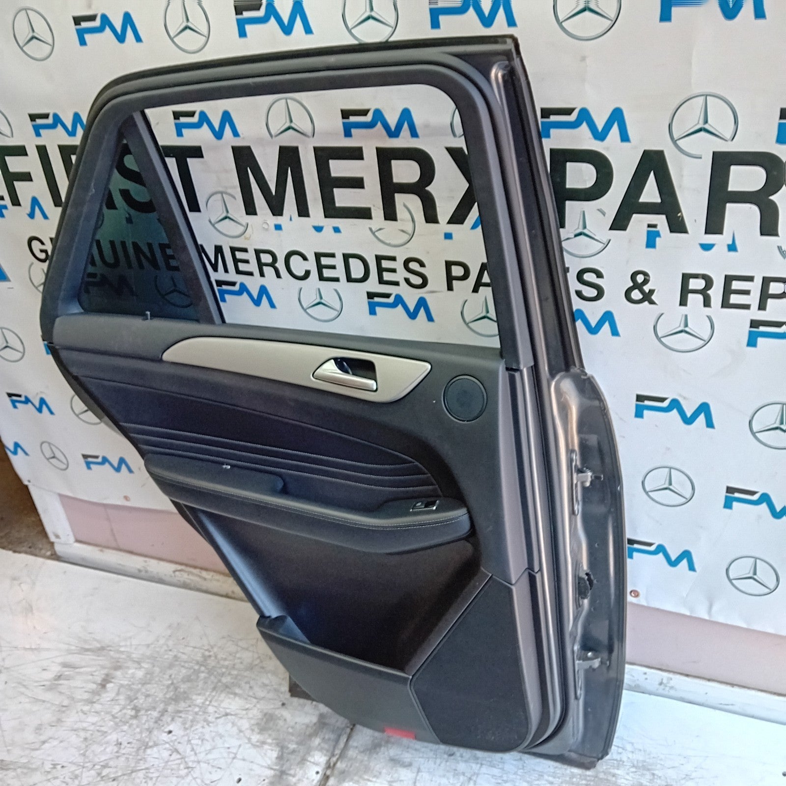 MERCEDES GLE W166 PASSENGER REAR DOOR NSR GREY 2014 ON COMPLETE FMD471