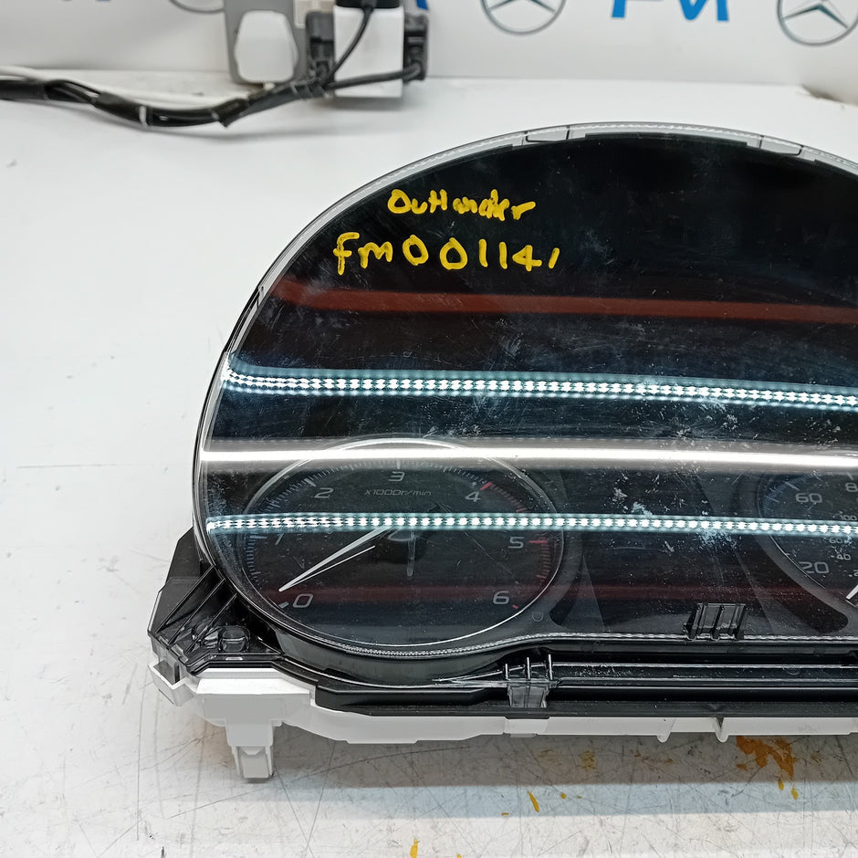 MITSUBISHI OUTLANDER SPEEDOMETER INSTRUMENT CLUSTER  8100C509 FM001141