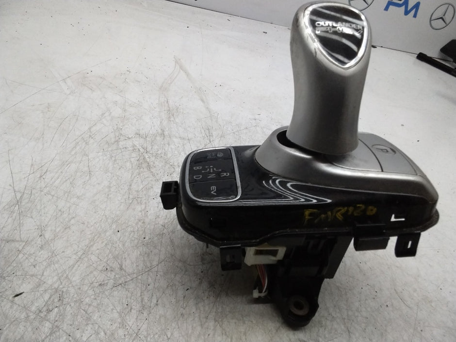 MITSUBISHI OUTLANDER GEAR STICK 2400A355 FMR120