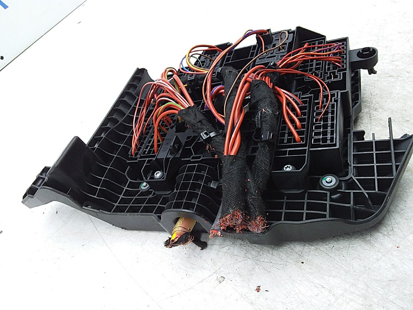 MERCEDES BENZ  A-CLASS W177  FUSE BOX A1779061102 FMR479