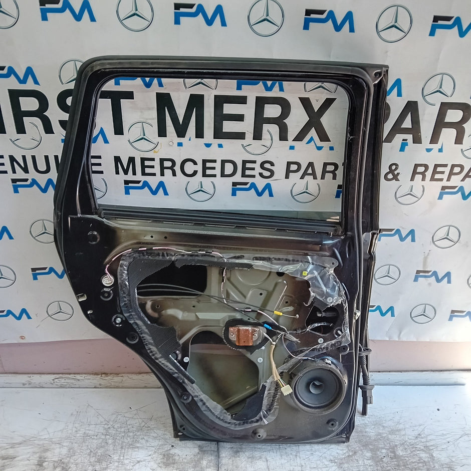 MITSUBISHI OUTLANDER MK3 PASSENGER REAR DOOR NSR 2013 BLACK FMD498
