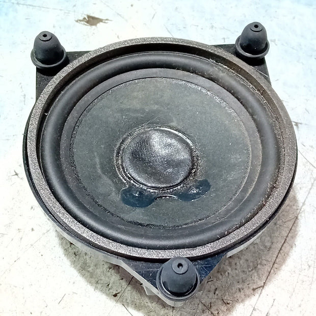 GENUINE MERCEDES BENZ C/GLC-CLASS 205/253 DOOR SPEAKER A2058205600