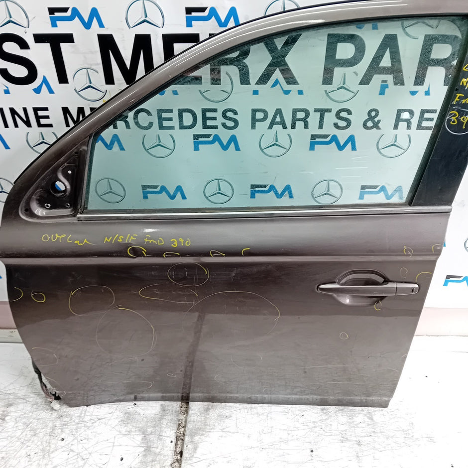 MITSUBISHI OUTLANDER MK3 PASSENGER FRONT DOOR NSF 2013  FMD390