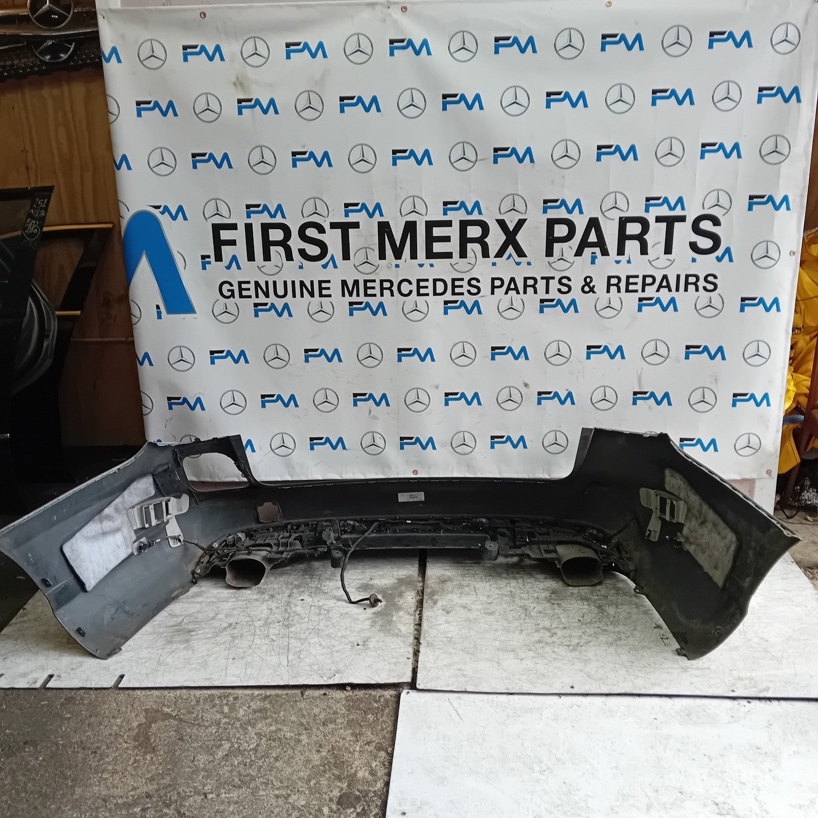 MERCEDES C-CLASS S205 EST REAR BUMPER 2014 GREY  A2058853838 COMPLETE FMX41