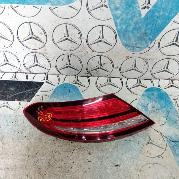 MERCEDES C-CLASS W205 C205 COUPE FACELIFT PASSENGER TAIL LIGHT A2059063105