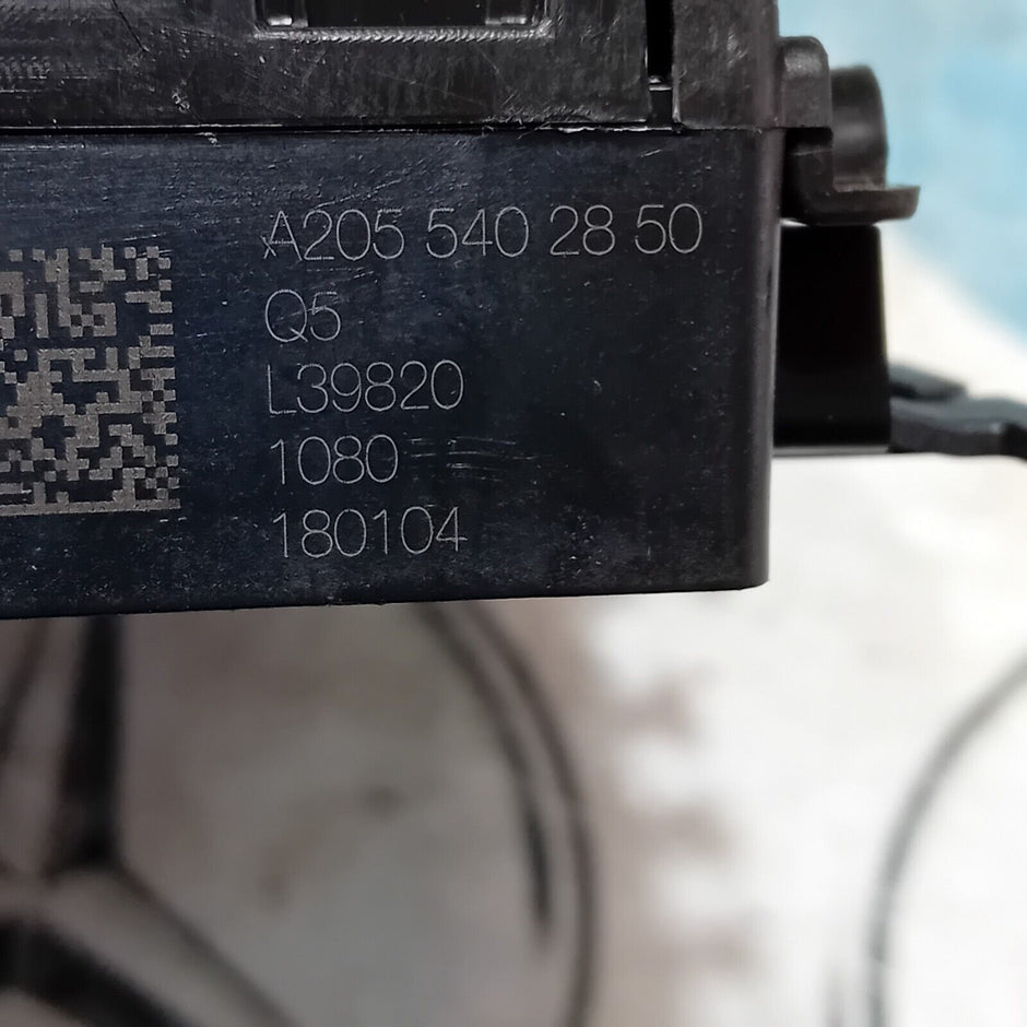 MERCEDES BENZ C CLASS W205 FUSE BOX RELAY DISTRIBUTION BOX A2055402850