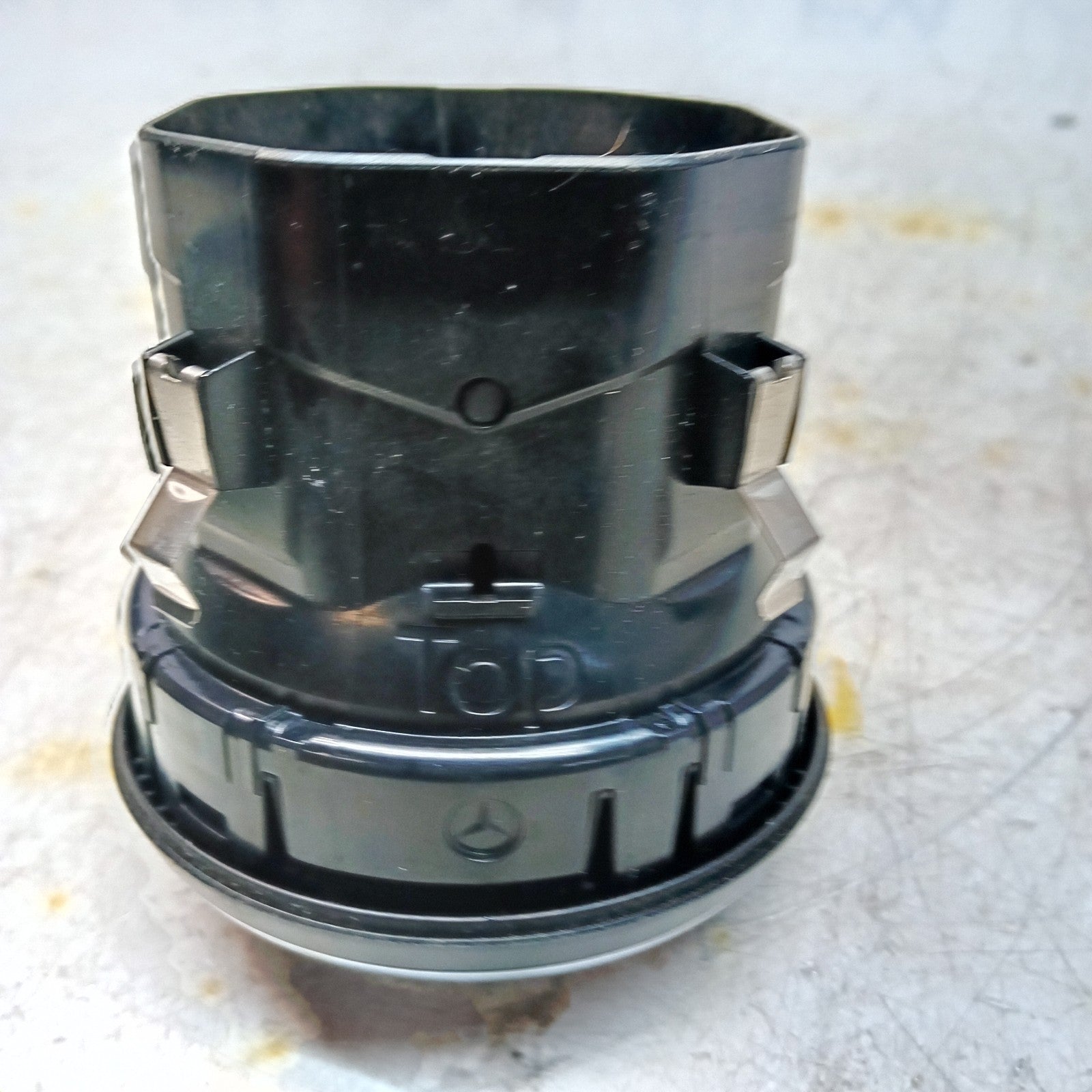 MERCEDES BENZ A-CLASS W176 DASHBOARD AIR VENT 2015 A1768300354 FM001493