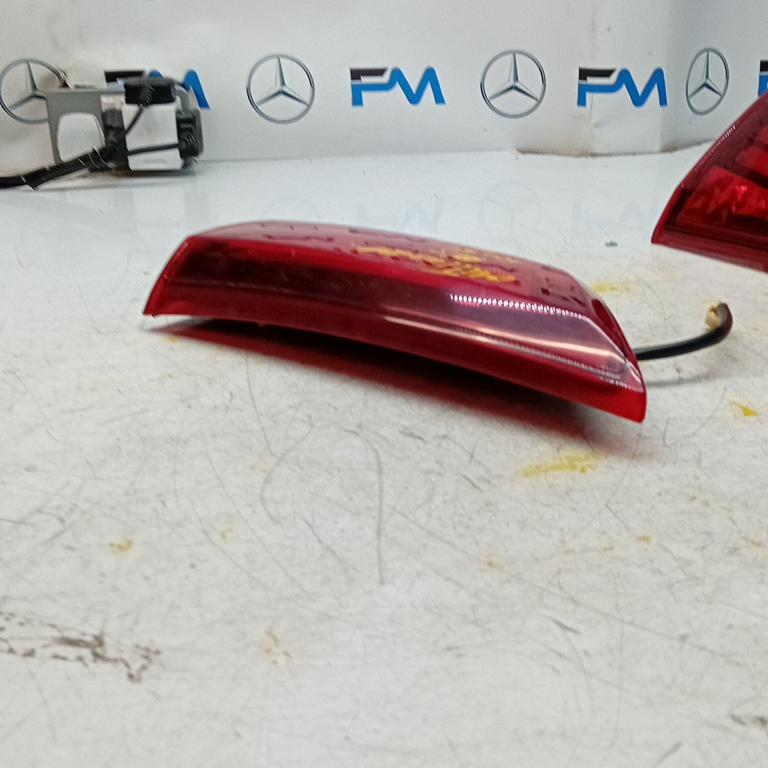 MITSUBISHI OUTLANDER MK3 DRIVER SIDE RIGHT REAR INNER TAIL LIGHT 2013 FMT301