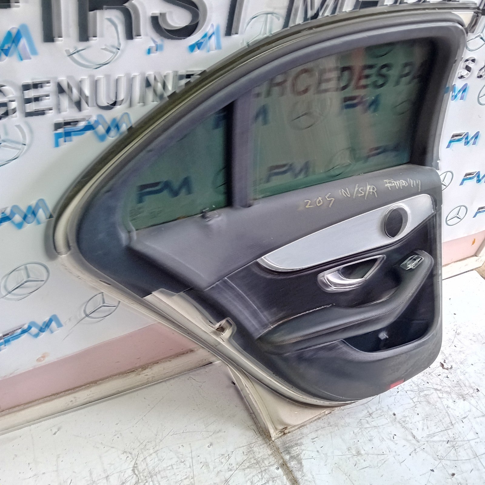 MERCEDES BENZ  C-CLASS W2O5 PASSENGER SIDE REAR DOOR N/S/R COMPLETE BLACK FMD111