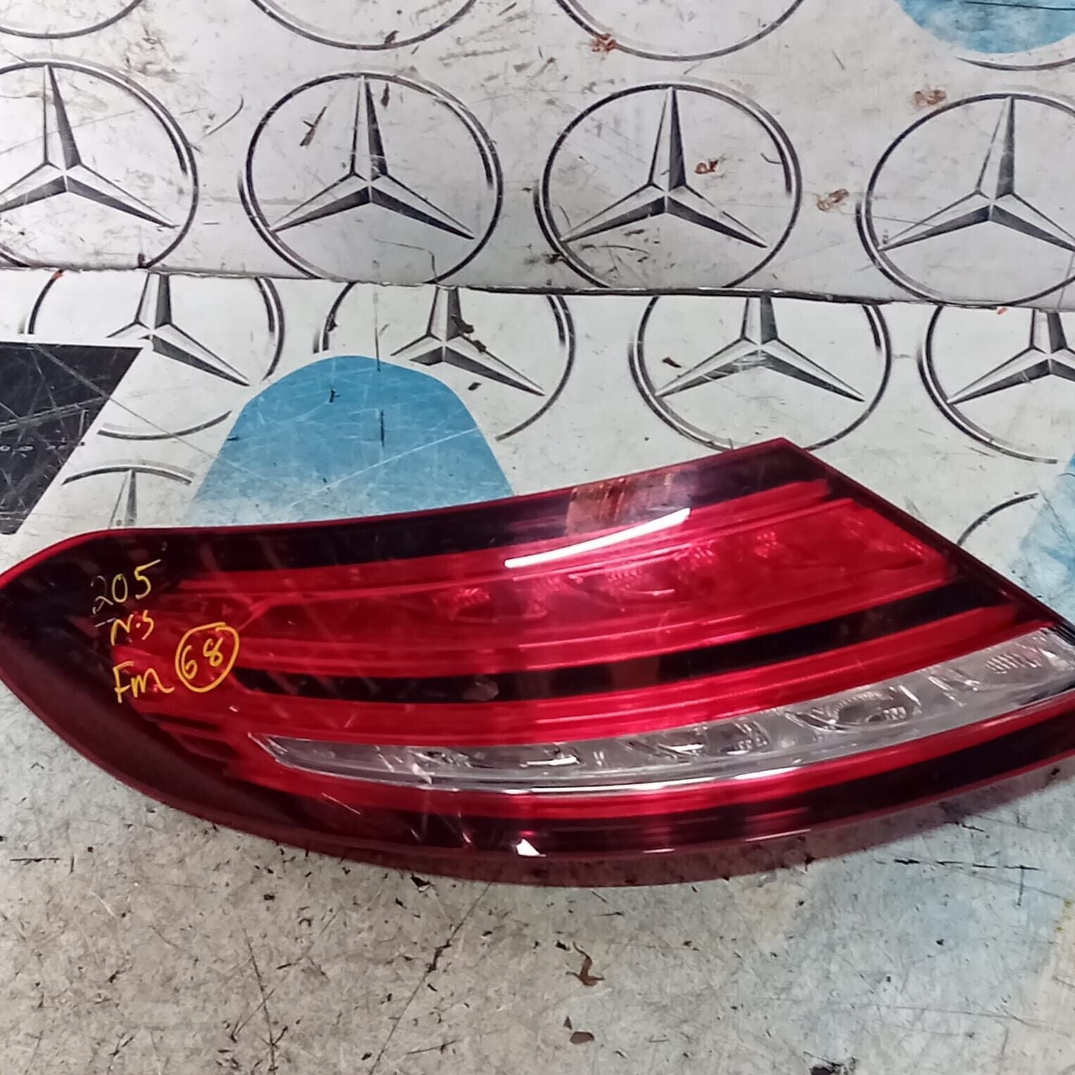 MERCEDES C-CLASS W205 C205 COUPE FACELIFT PASSENGER TAIL LIGHT A2059063105