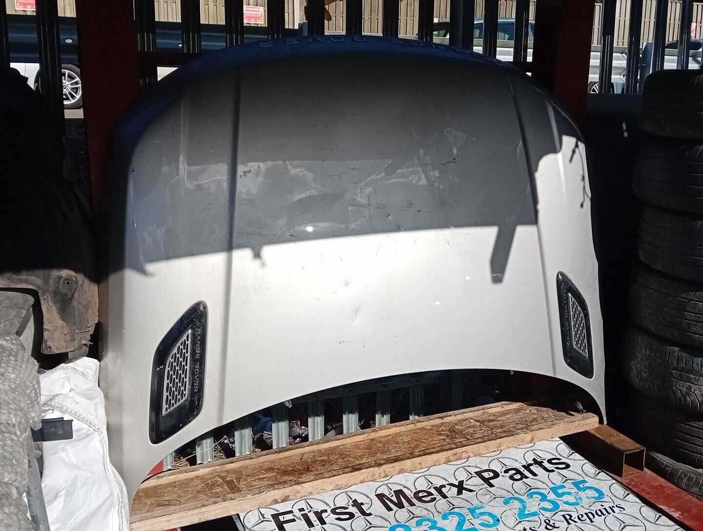 RANGE ROVER SPORT L494 GENUINE BONNET PANEL GREY