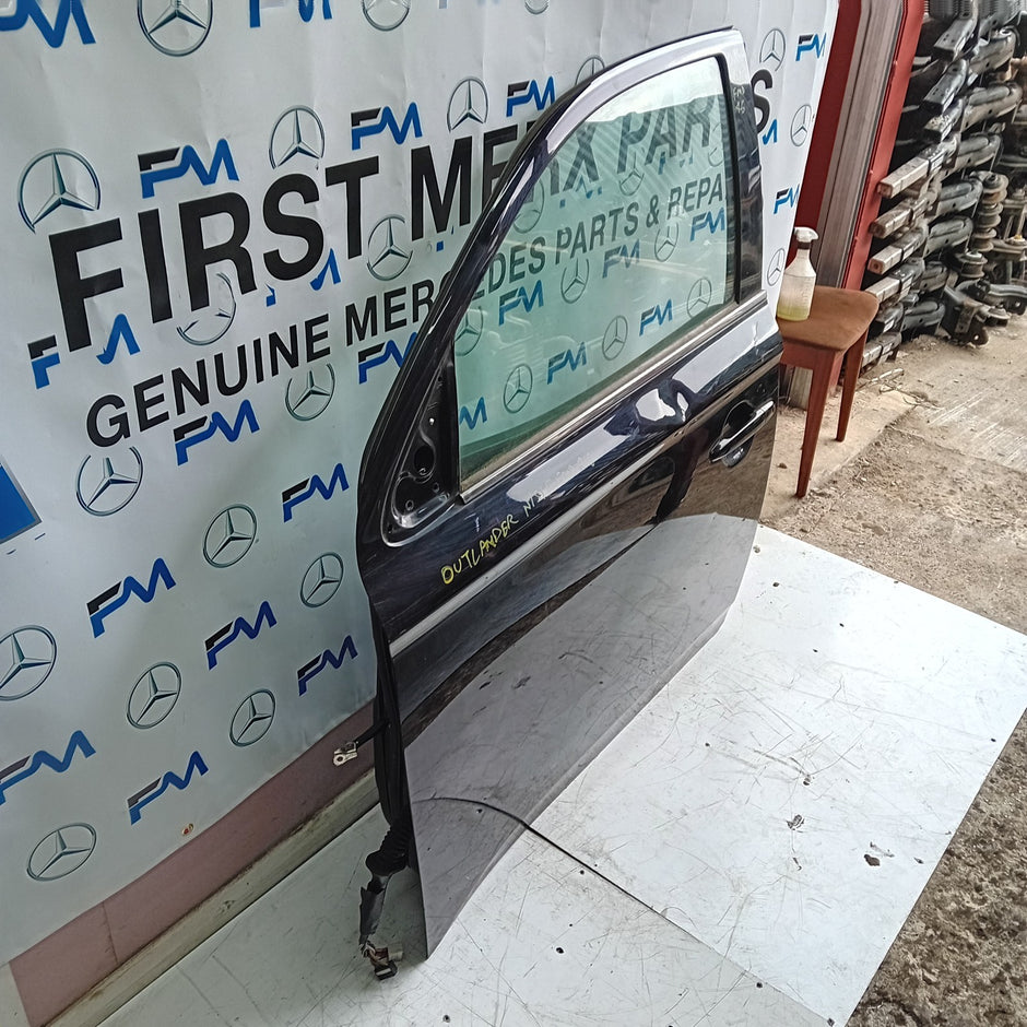 MITSUBISHI OUTLANDER PASSENGER SIDE FRONT DOOR N/S/F COMPLETE BLACK FMD46