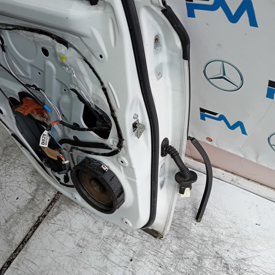 MITSUBISHI OUTLANDER MK3 PASSENGER REAR DOOR NSR 2013 WHITE FMD381