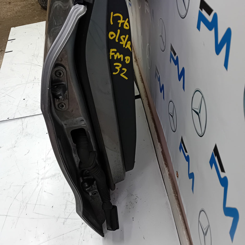 MERCEDES BENZ A-CLASS W176 DRIVER SIDE REAR DOOR O/S/R COMPLETE GREY FMD32