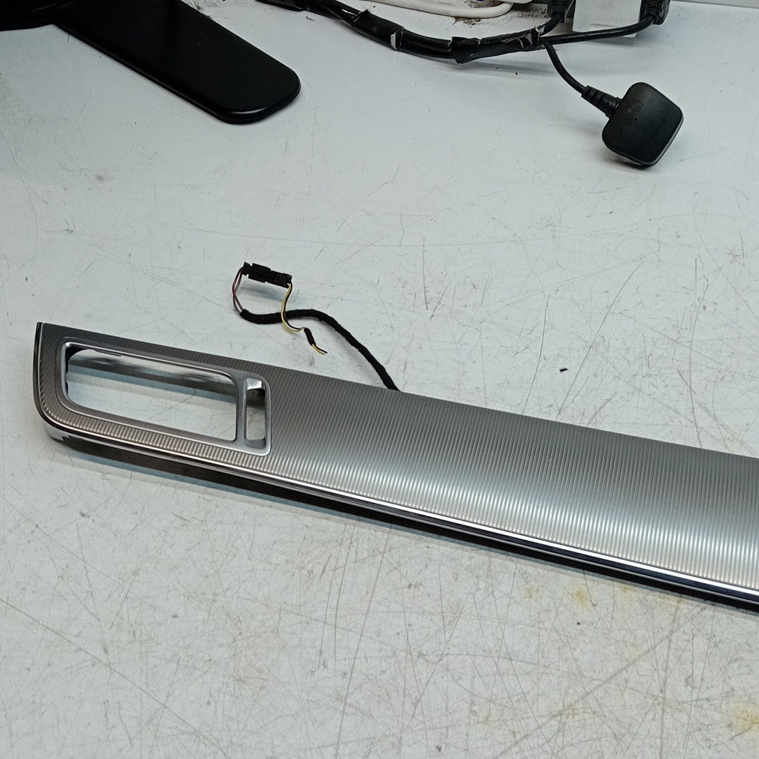 MERCEDES BENZ  E-CLASS W212 DASHBOARD  TRIM PANEL 2016 A212680XX93 FM001545