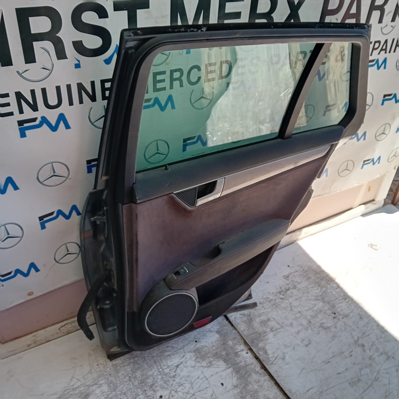 MERCEDES C-CLASS S204 EST DRIVER REAR DOOR OSR GREY 2008-14 FMD457