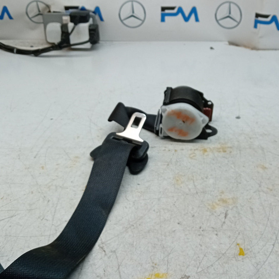 MITSUBISHI OUTLANDER MK3 SEAT BELT REAR DRIVER OSR TK AB2 EN308 BLACK FM001239
