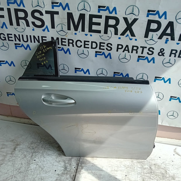 MEECEDES CLA W117 ESTATE PASSENGER REAR DOOR NSR 2013-19 SILVER COMPLETE FMD287