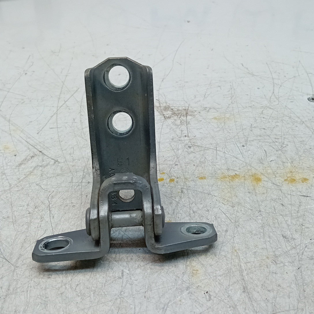 MITSUBISHI OUTLANDER MK3  FRONT DOOR HINGE PANEL E1 A046834 FM001641