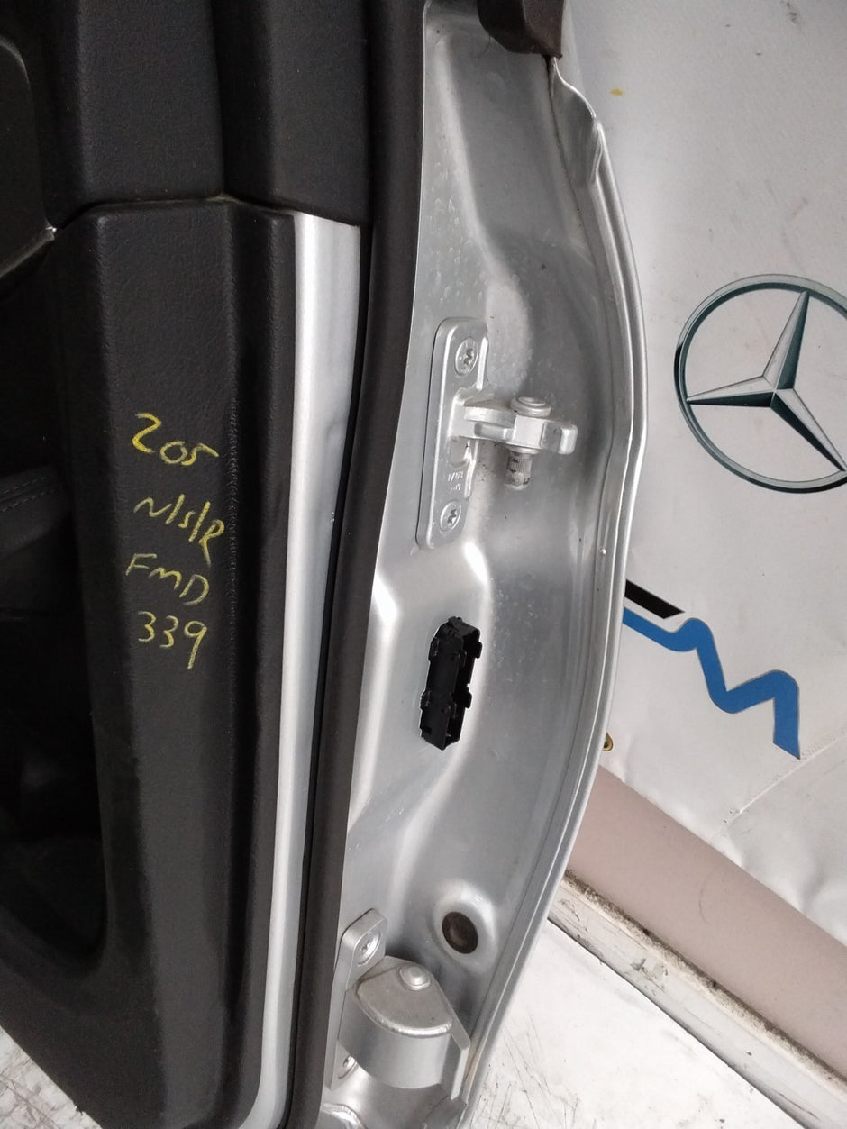 MERCEDES C-CLASS W205 SLN PASSENGER REAR DOOR NSR SILVER 2014 ON COMPLETE FMD339