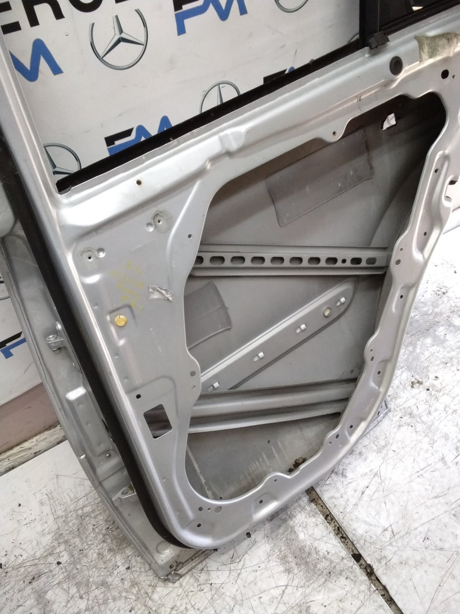 MERCEDES M-CLASS W164  DRIVER REAR DOOR OSR SILVER 2005-11 FMD571