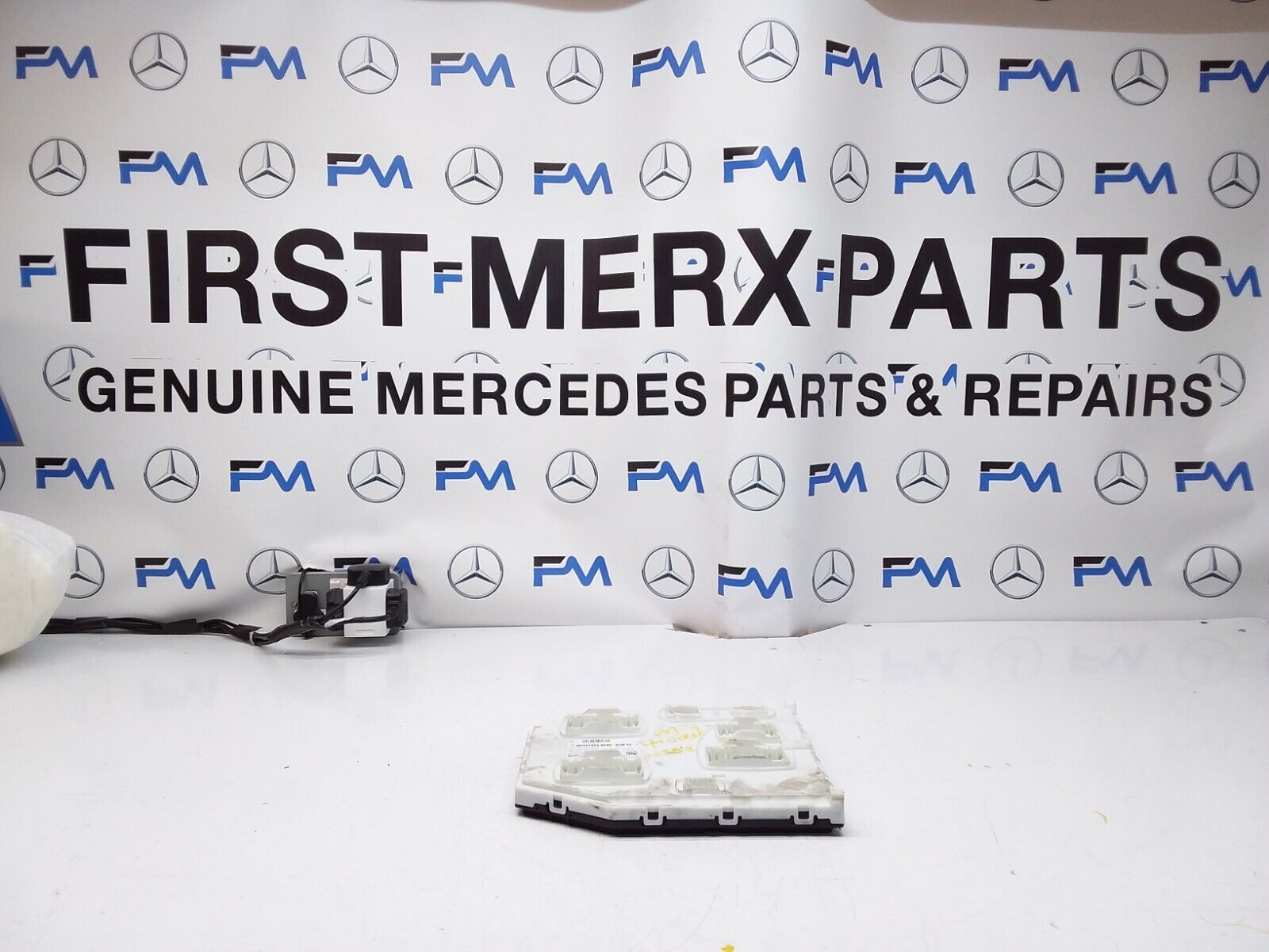 Mercedes GLA W247 SAM Signal Control Module Unit A2479009902 FM00353