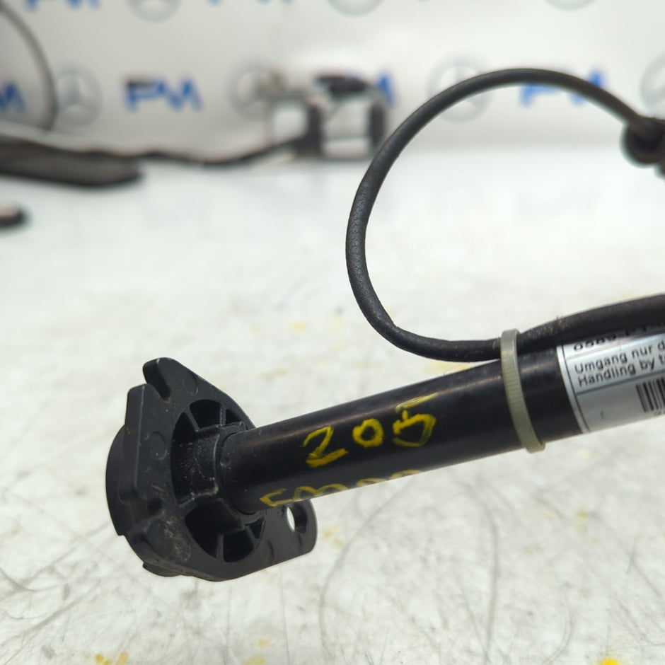 MERCEDES C CLASS W205 BONNET PEDESTRIAN ACTUATOR A2059060002 2014 FM001430