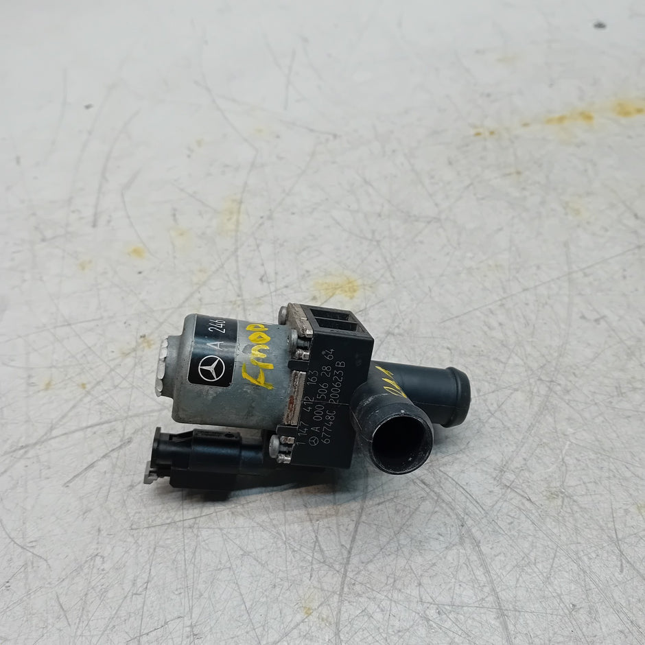 MERCEDES BENZ B-CLASS W211 HYBR ELECTRIC COOLANT WATER PUMP A2465000040 FM001471