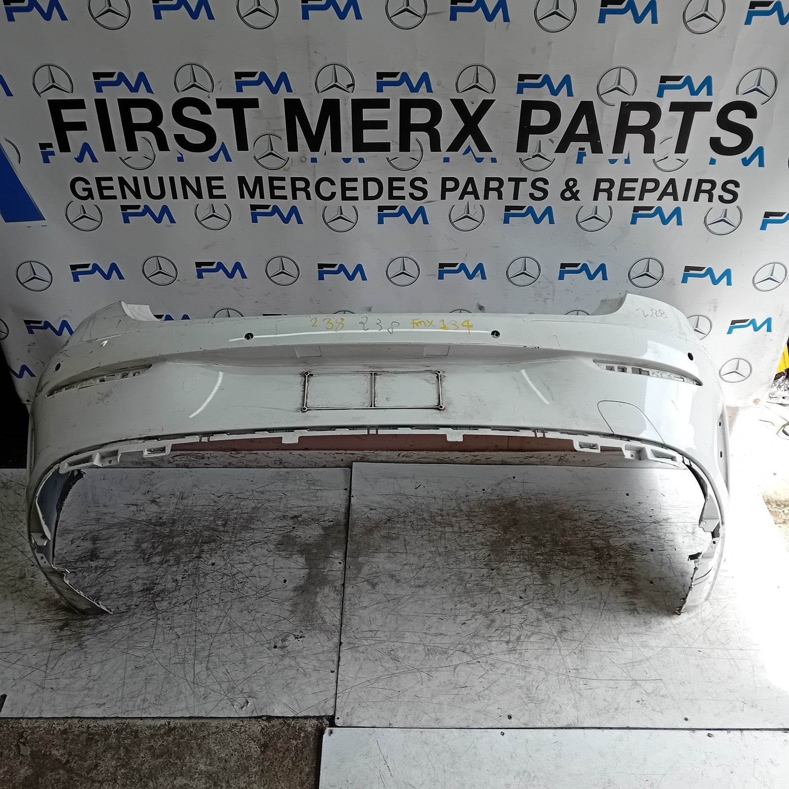 MERCEDES BENZ E-CLASS C238 COUPE REAR BUMPER WHITE 2014 FMX134