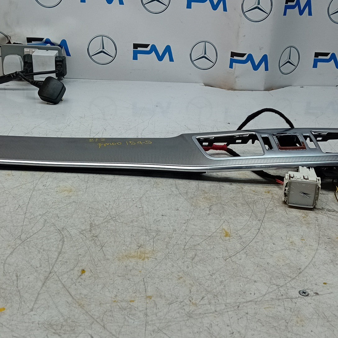 MERCEDES BENZ  E-CLASS W212 DASHBOARD  TRIM PANEL 2016 A212680XX93 FM001545