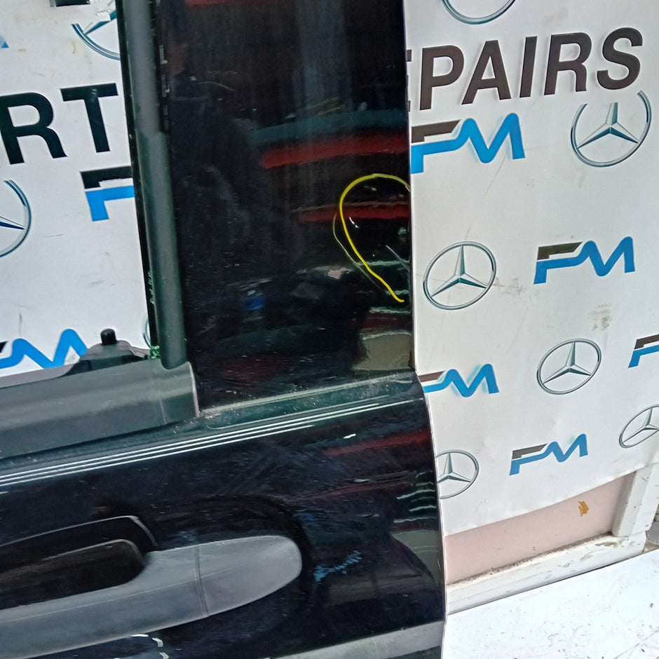 MERCEDES VITO W447 PASSENGER FRONT DOOR NSF BLACK 2014 ON COMPLETE FMD386