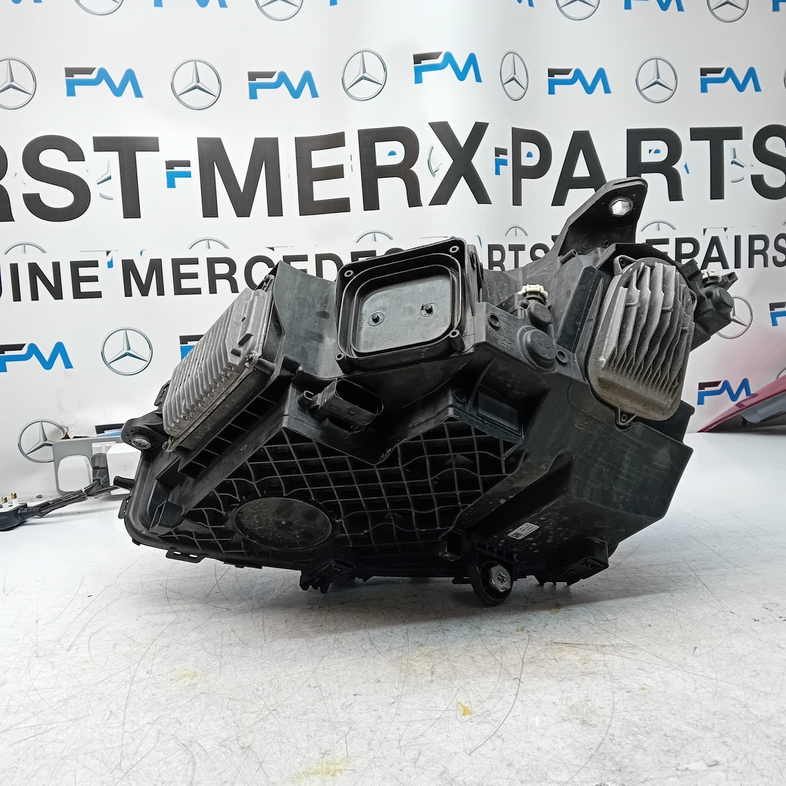 MERCEDES GLC W253 DRIVER HIGH PERFORM COMPLETE HEADLIGHT A2539065401 2016 FMH185