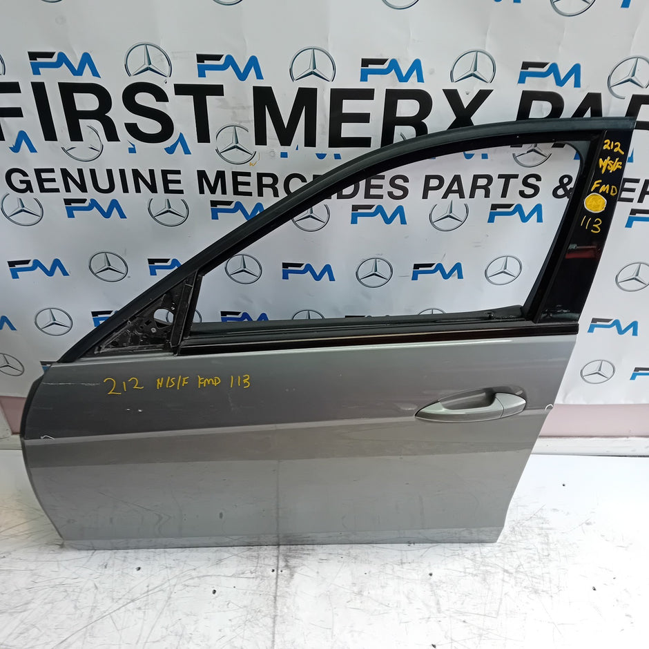 MERCEDES BENZ  E-CLASS W212 PASSENGE SIDE FRONT DOOR N/S/F COMPLETE GREY FMD113