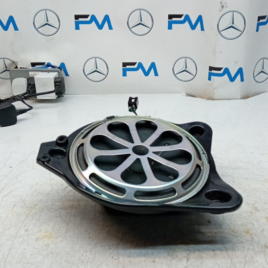 MERCEDES C CLASS W205 BURMESTER SUBWOOFER SPEAKER 2018 AMG A2058201402 FM001569