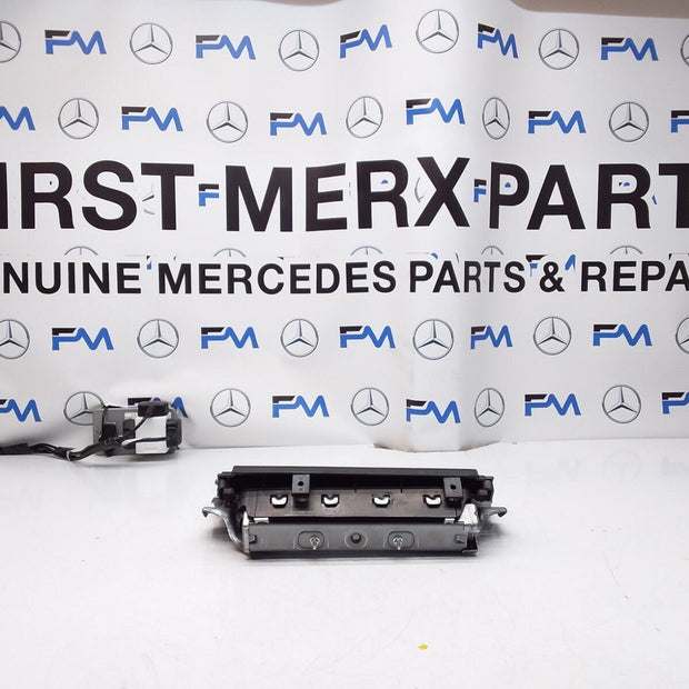 MITSUBISHI OUTLANDER MK3 KNEE AIR SRS BAG RIGHT DRIVER SIDE 7030A-31753 FM00310