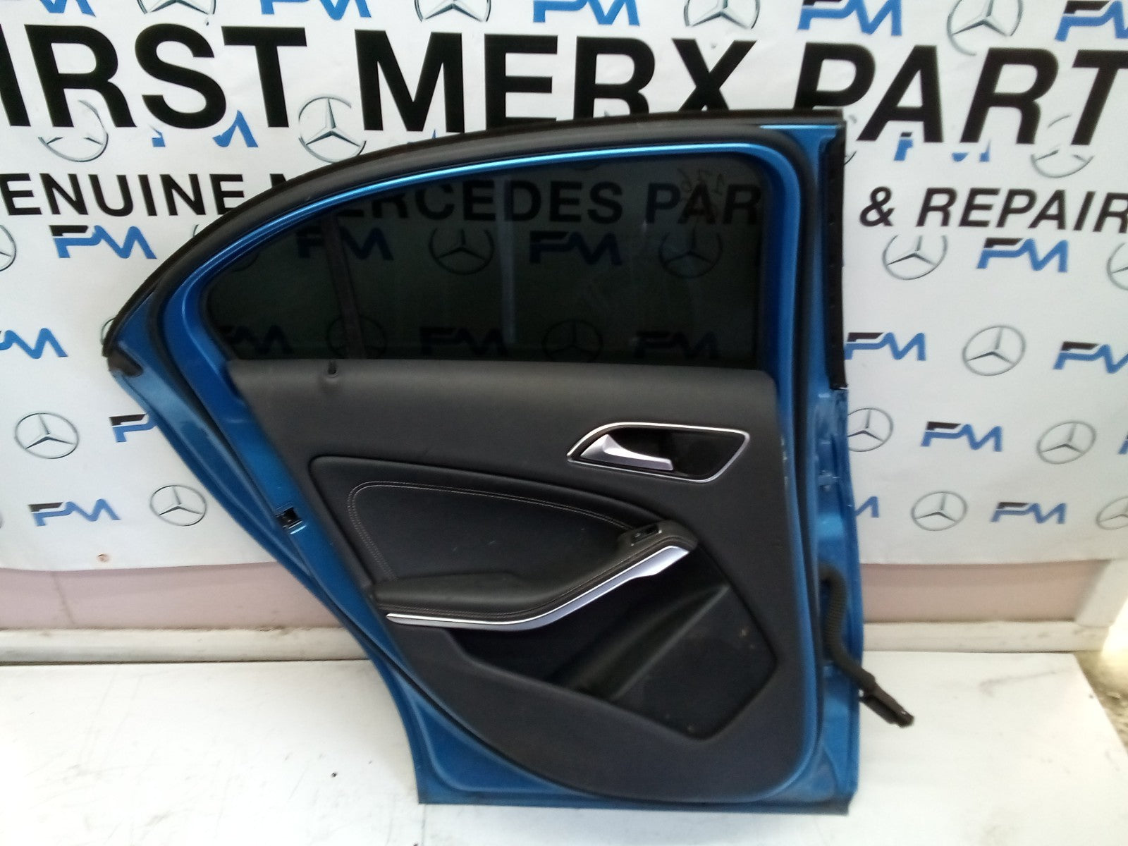 MERCEDES BENZ A CLASS W176 PASSENGER SIDE REAR DOOR ( NEAR SIDE REAR ) FMD21