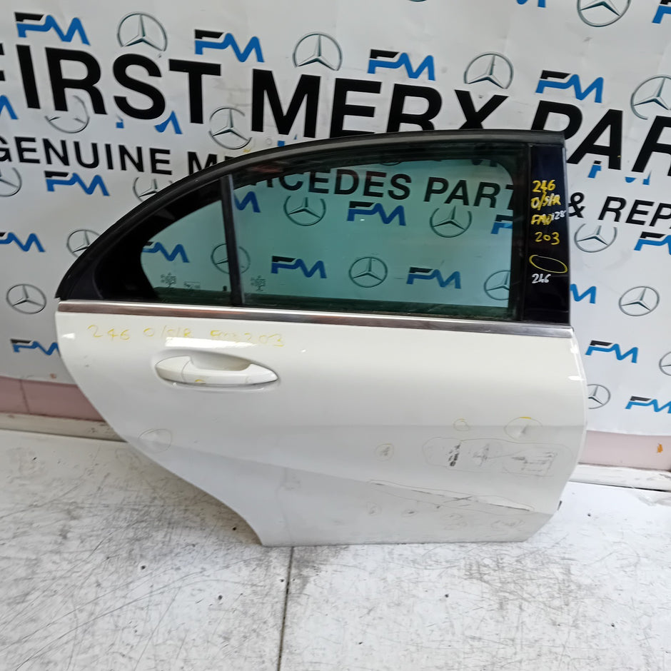 MERCEDES BENZ B-CLASS W246 DRIVER REAR DOOR OSR WHITE 2012-19  COMPLETE FMD203