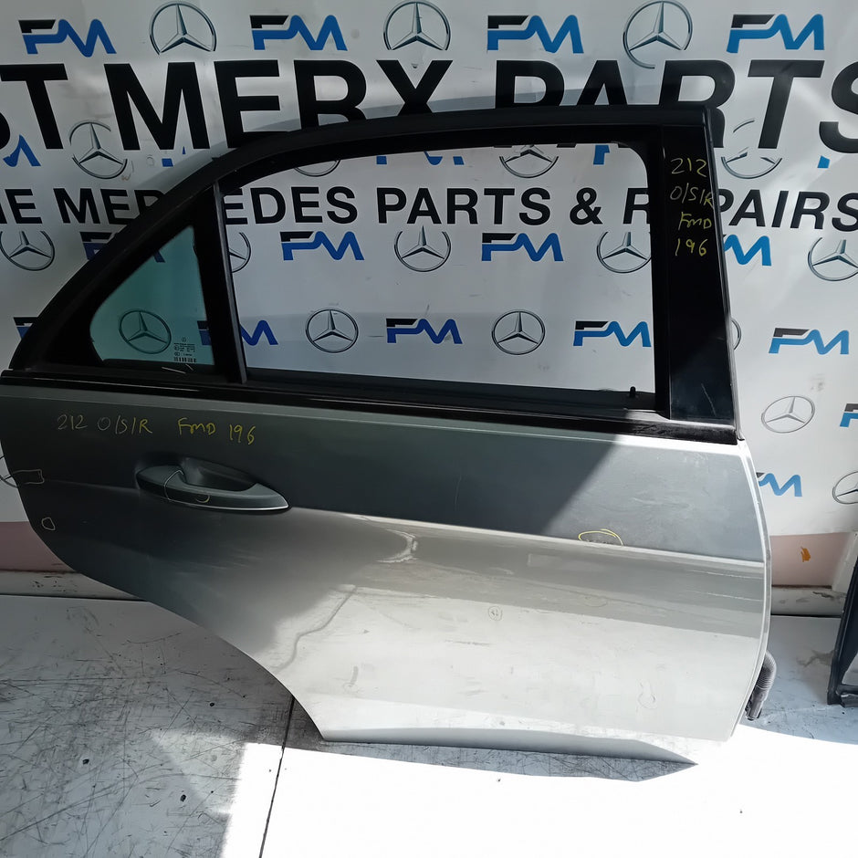 MERCEDES BENZ  E-CLASS W212 DRIVER REAR DOOR OSR GREY 2009-16 COMPLETE FMD196