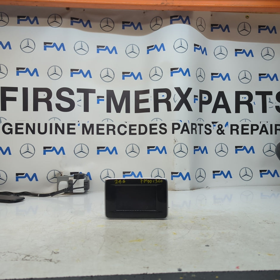 MERCEDES BENZ B-CLASS W246 DISPLAY SCREEN A2469001203  2012-2019 ON FM001360
