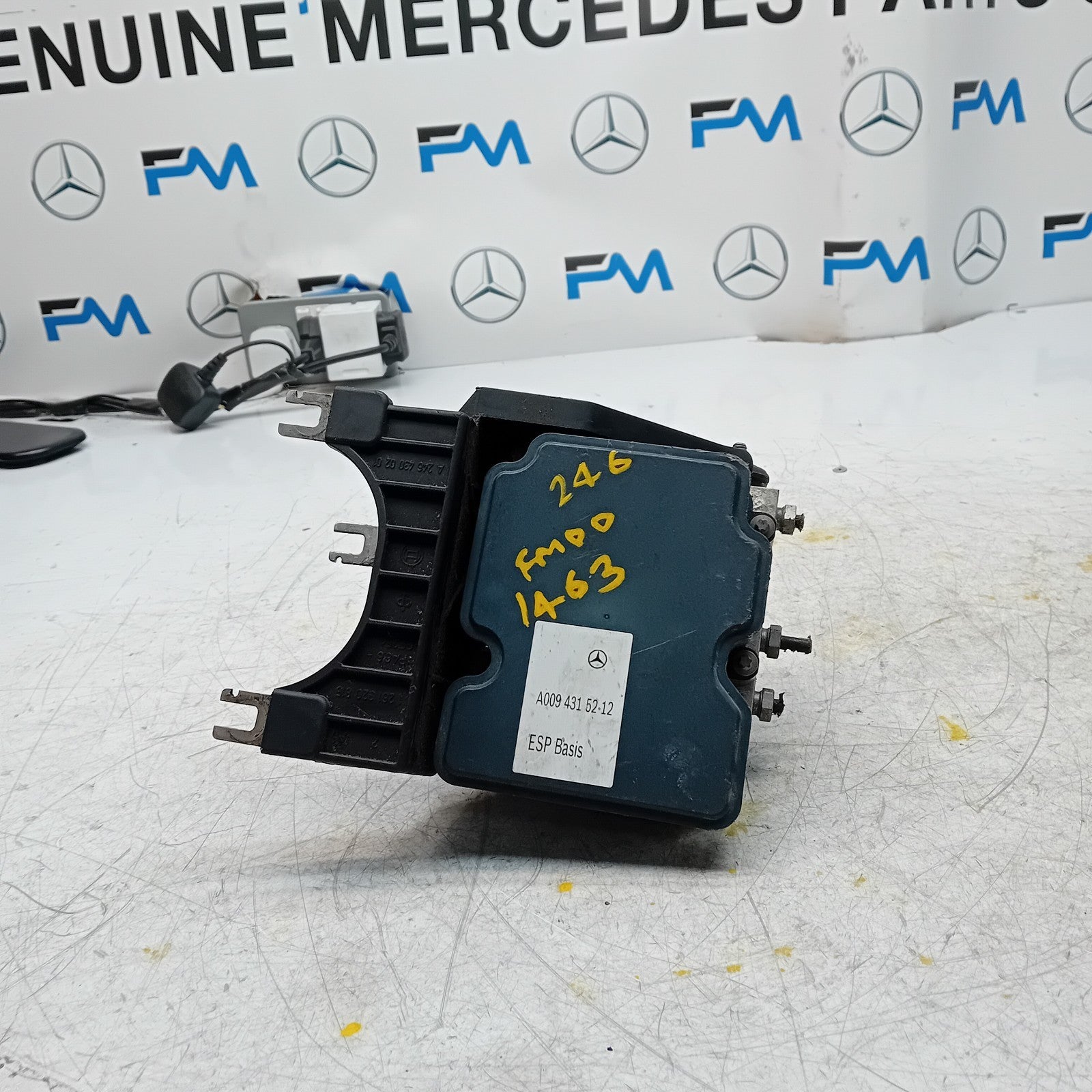 MERCEDES BENZ B-CLASS W246 ABS PUMP CONTROL MODULE UNIT A0094315212 FM001463